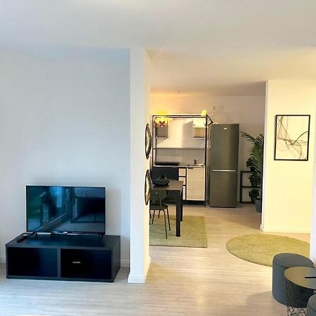 Gemuetliche Apartments Direkt An Der Grenze Von Hamburg Norderstedt Esterno foto