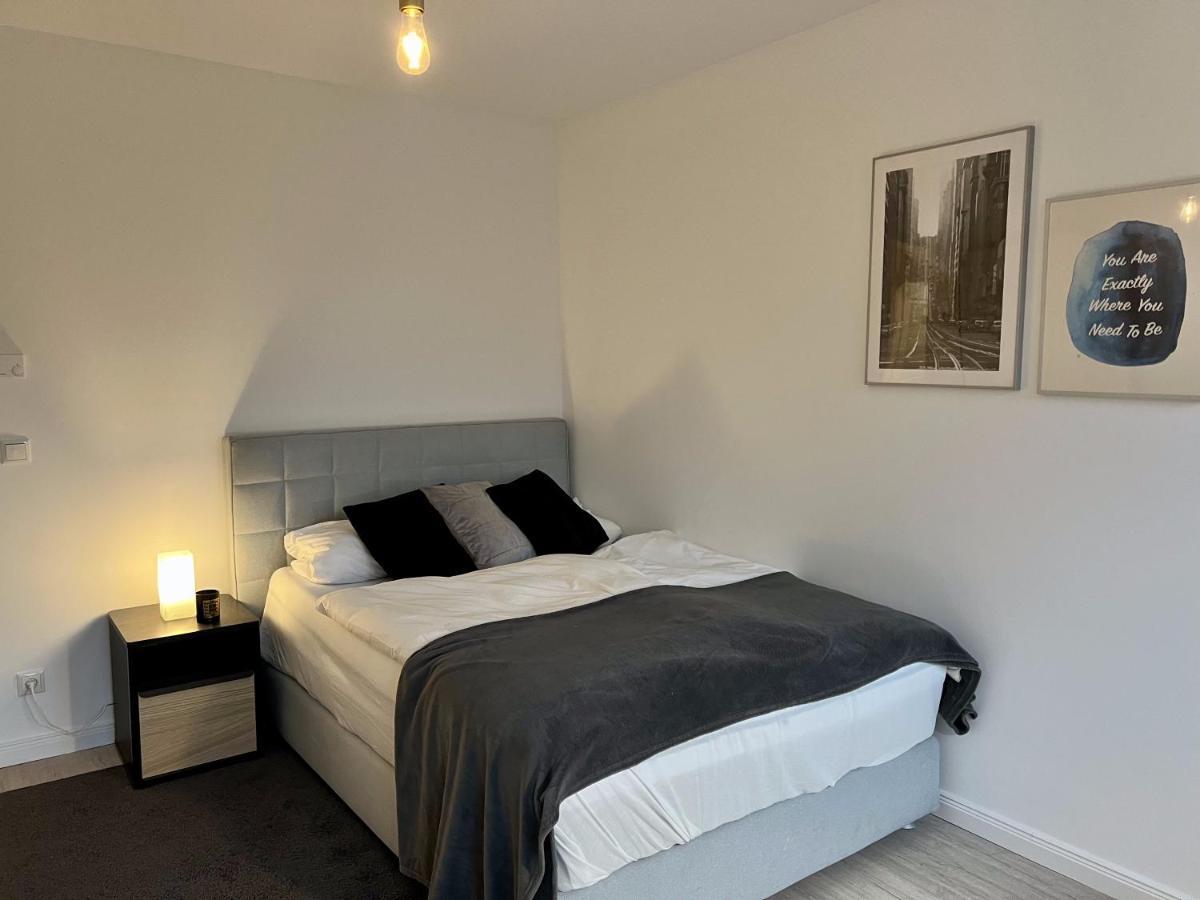 Gemuetliche Apartments Direkt An Der Grenze Von Hamburg Norderstedt Esterno foto