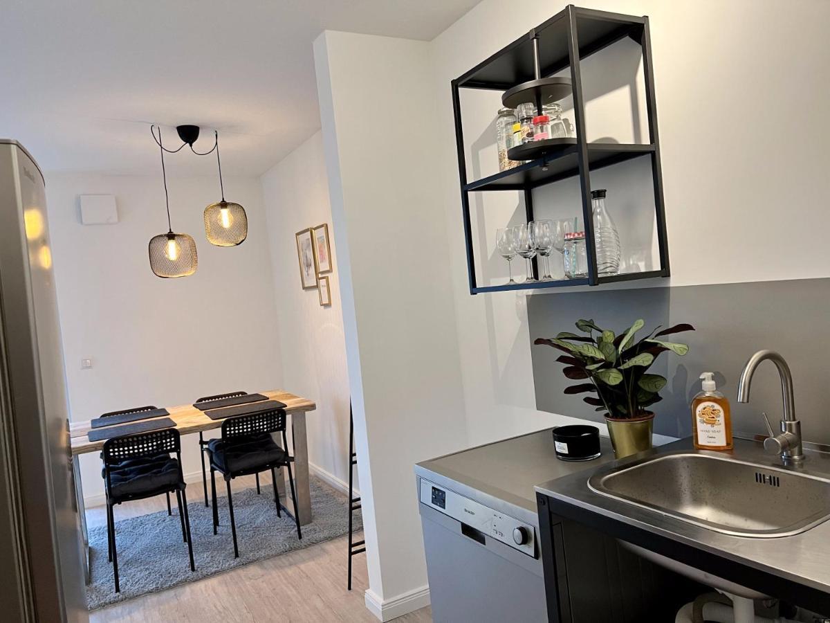 Gemuetliche Apartments Direkt An Der Grenze Von Hamburg Norderstedt Esterno foto