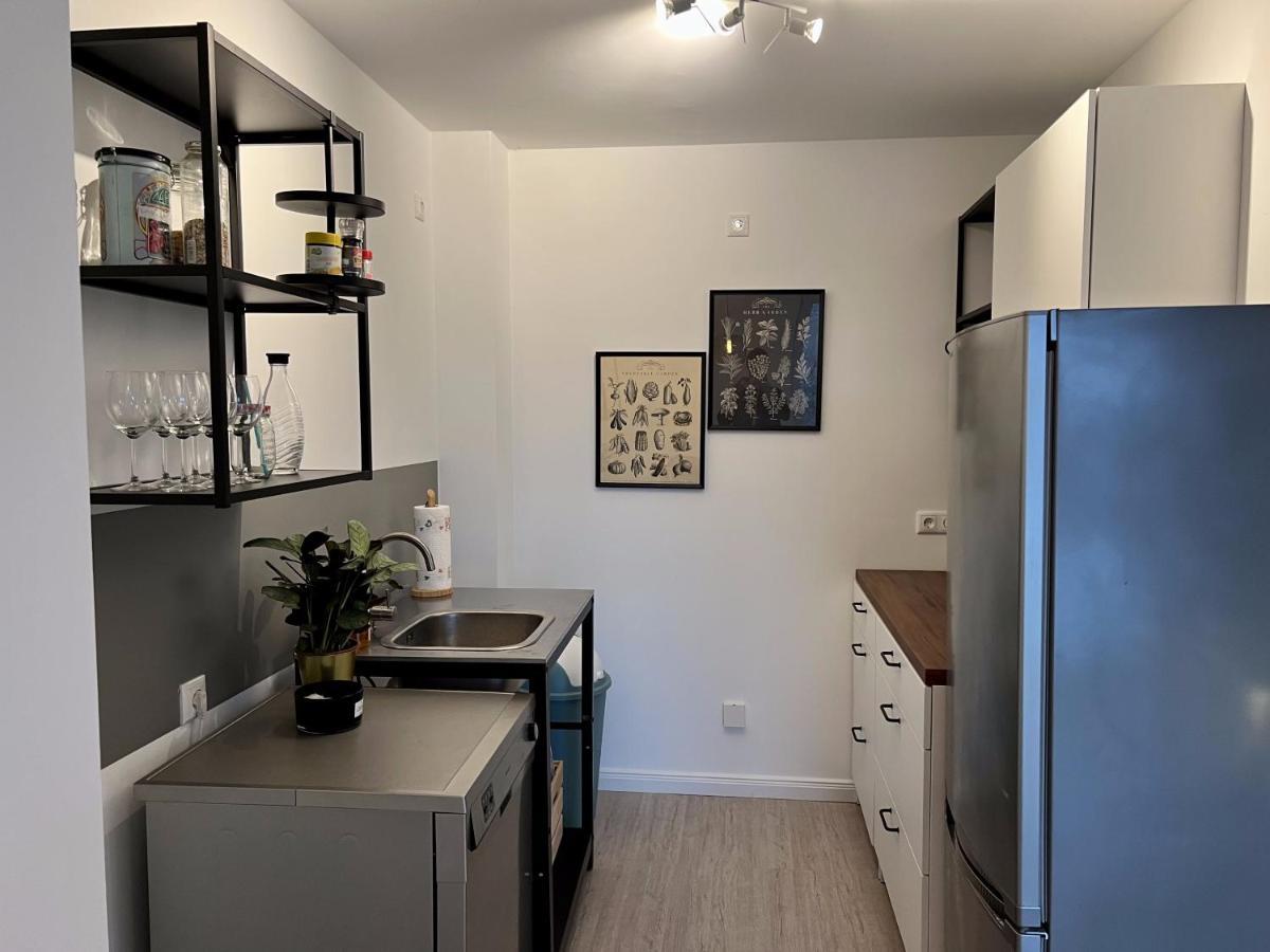 Gemuetliche Apartments Direkt An Der Grenze Von Hamburg Norderstedt Esterno foto