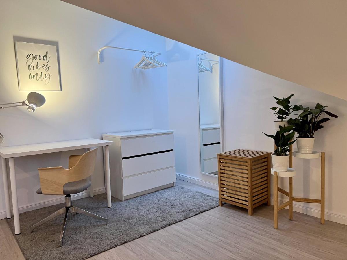 Gemuetliche Apartments Direkt An Der Grenze Von Hamburg Norderstedt Esterno foto