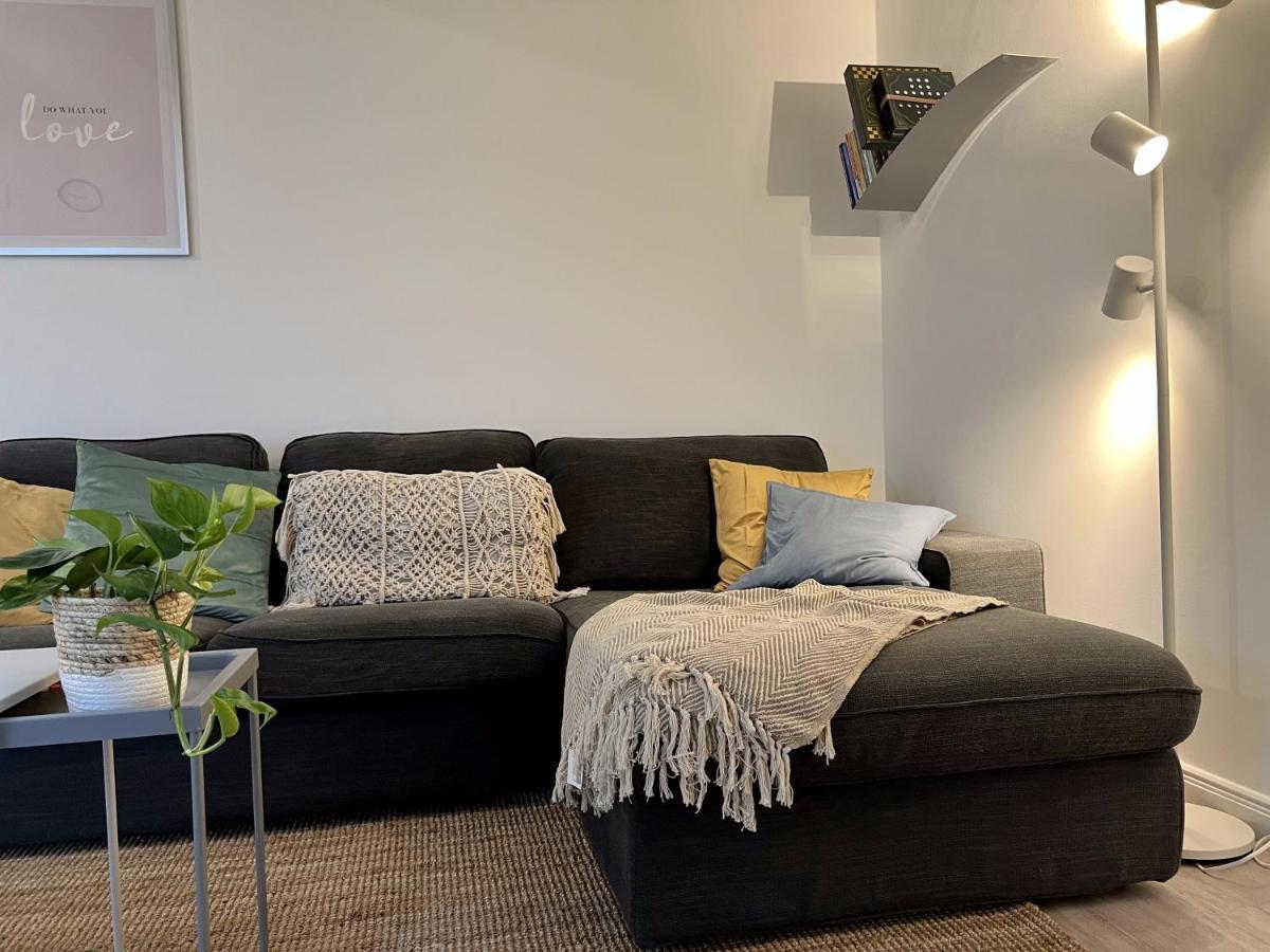 Gemuetliche Apartments Direkt An Der Grenze Von Hamburg Norderstedt Esterno foto