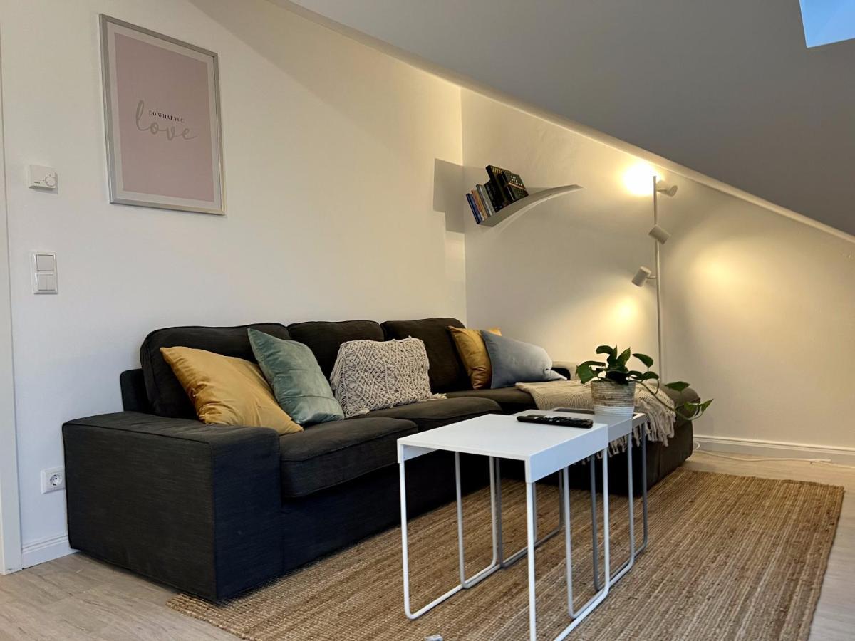 Gemuetliche Apartments Direkt An Der Grenze Von Hamburg Norderstedt Esterno foto
