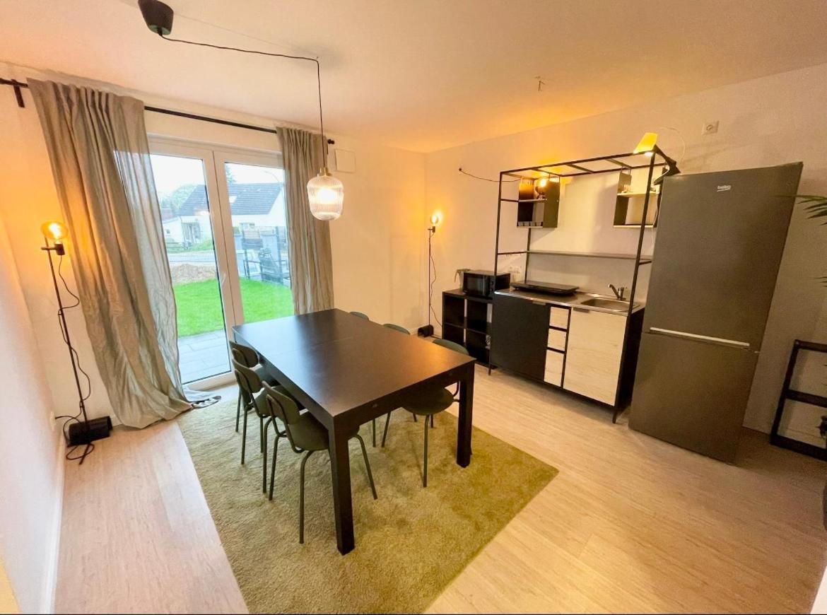 Gemuetliche Apartments Direkt An Der Grenze Von Hamburg Norderstedt Esterno foto