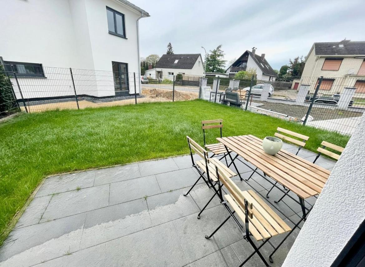 Gemuetliche Apartments Direkt An Der Grenze Von Hamburg Norderstedt Esterno foto