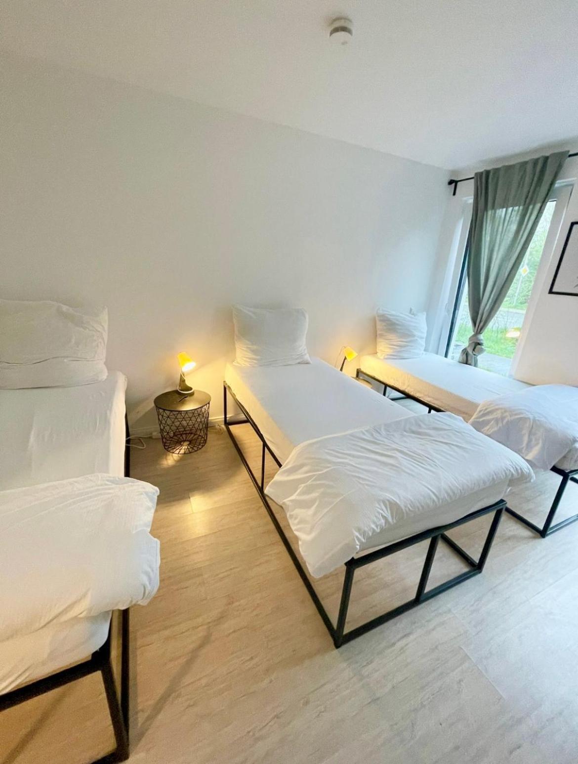 Gemuetliche Apartments Direkt An Der Grenze Von Hamburg Norderstedt Esterno foto